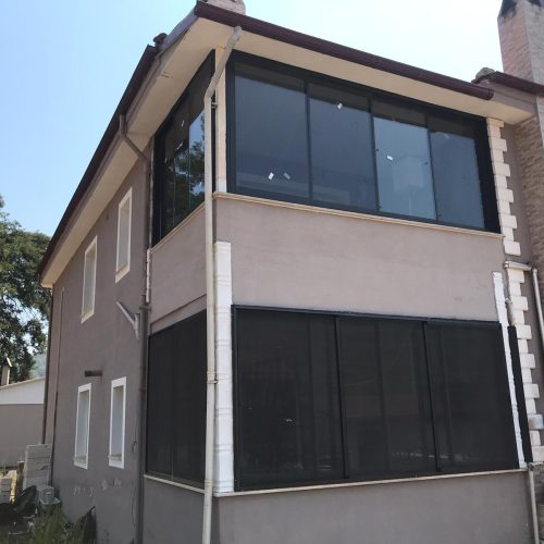 Cam Balkon