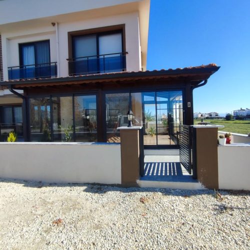 Cam Balkon